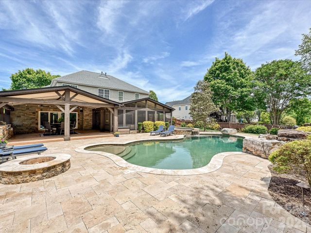 8001 Avanti Drive, Waxhaw, NC 28173