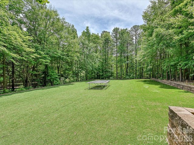 8001 Avanti Drive, Waxhaw, NC 28173