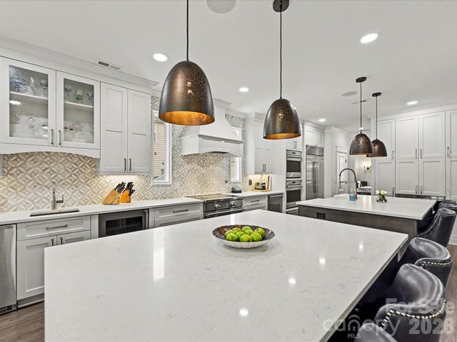 8001 Avanti Drive, Waxhaw, NC 28173