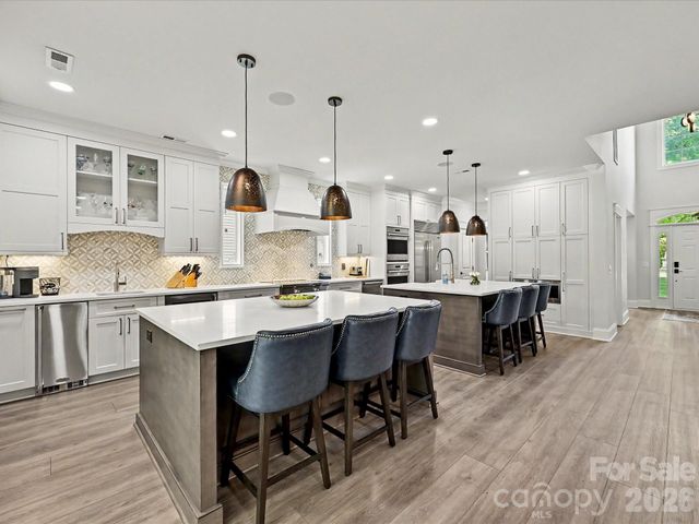 8001 Avanti Drive, Waxhaw, NC 28173
