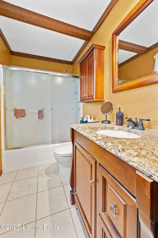 4406 Starks Dr, Louisville, KY 40218