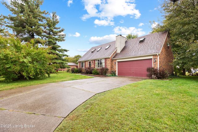 4406 Starks Dr, Louisville, KY 40218