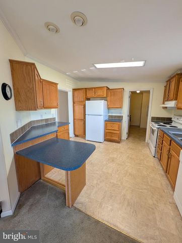 75 WESTIN RD, Douglassville, PA 19518