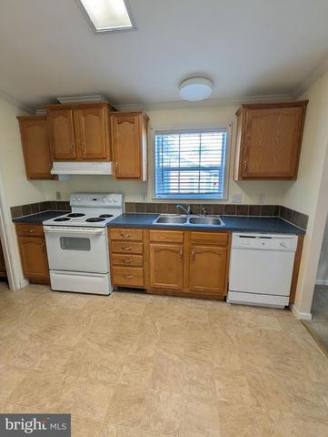 75 WESTIN RD, Douglassville, PA 19518