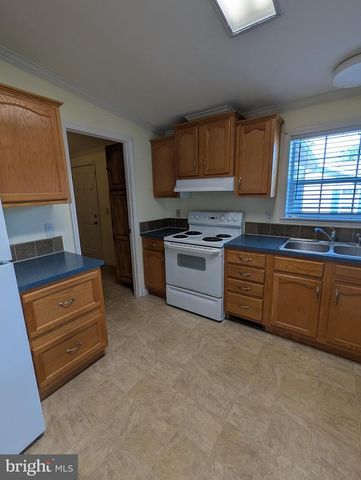 75 WESTIN RD, Douglassville, PA 19518