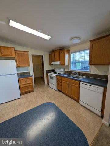75 WESTIN RD, Douglassville, PA 19518