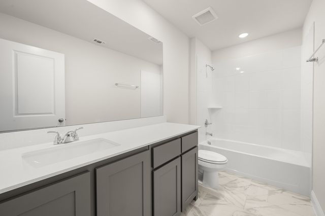216 Comfort Drive, Joshua, TX 76058