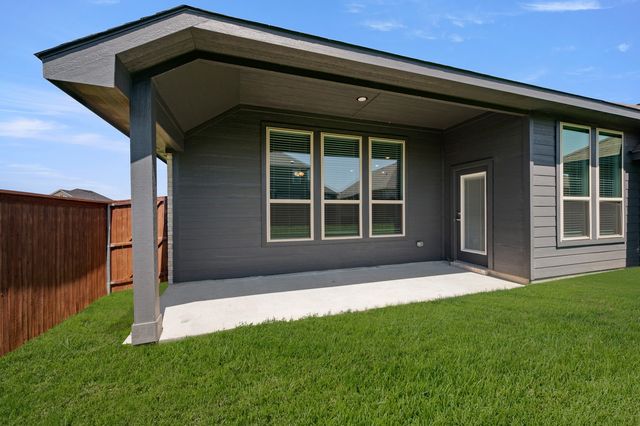 216 Comfort Drive, Joshua, TX 76058