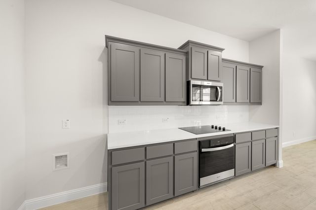 216 Comfort Drive, Joshua, TX 76058
