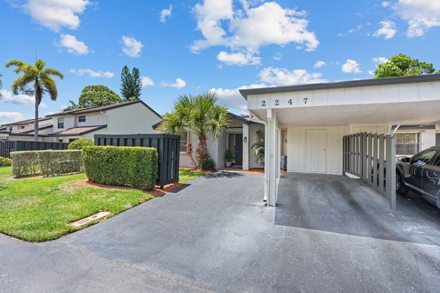 2247 Deer Creek Woodlands Way, Deerfield Beach, FL 33442