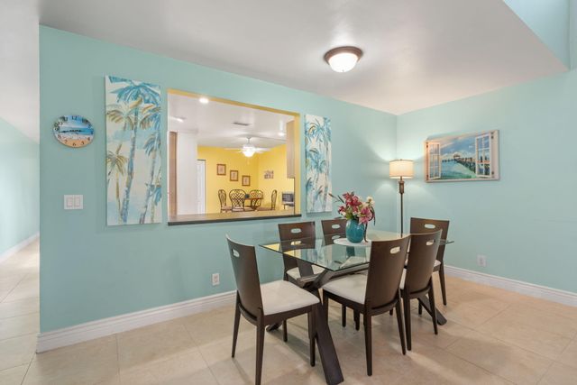 2247 Deer Creek Woodlands Way, Deerfield Beach, FL 33442