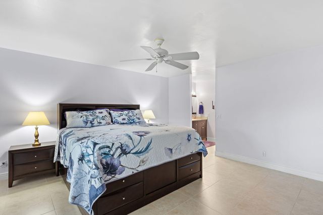 2247 Deer Creek Woodlands Way, Deerfield Beach, FL 33442