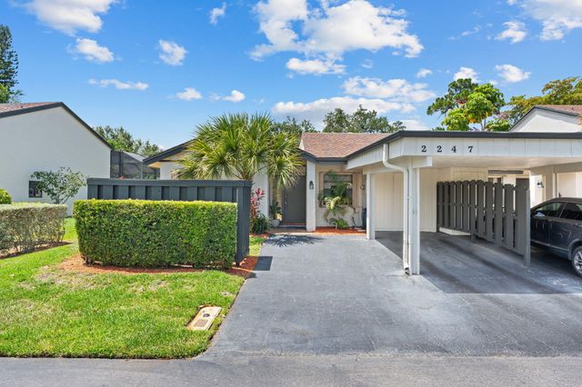 2247 Deer Creek Woodlands Way, Deerfield Beach, FL 33442