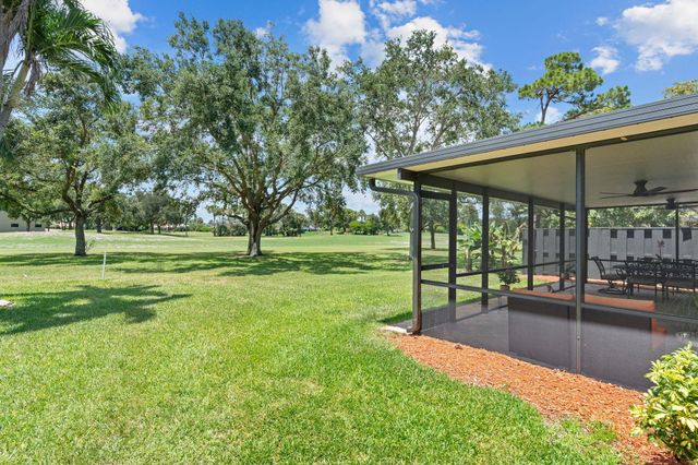 2247 Deer Creek Woodlands Way, Deerfield Beach, FL 33442