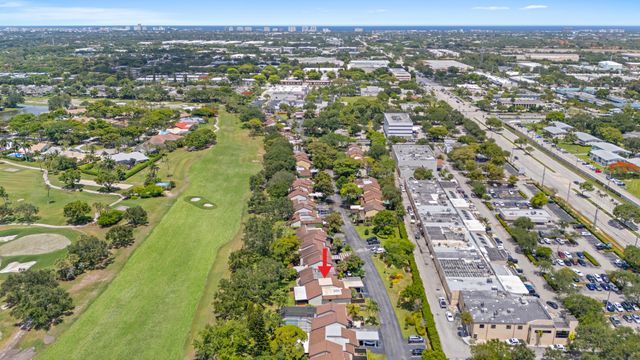 2247 Deer Creek Woodlands Way, Deerfield Beach, FL 33442