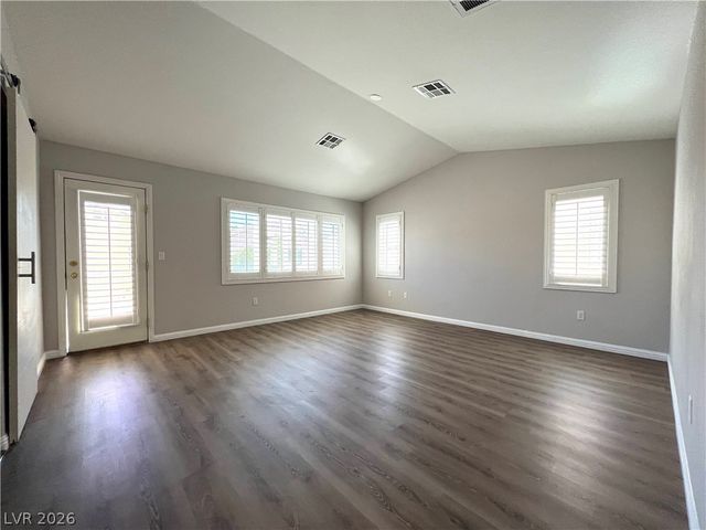 7043 Somera Way, Las Vegas, NV 89113