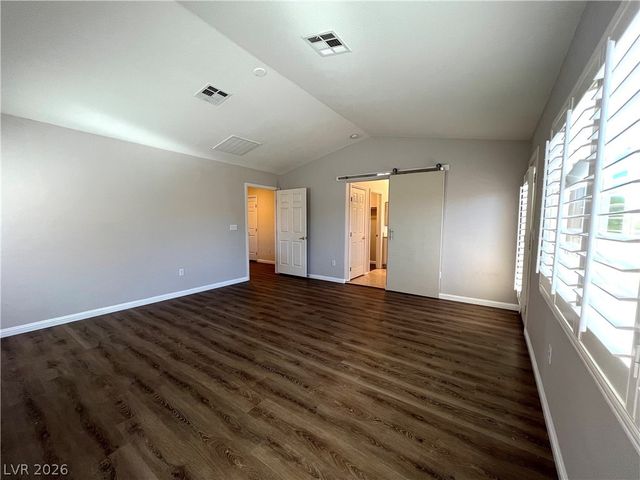 7043 Somera Way, Las Vegas, NV 89113