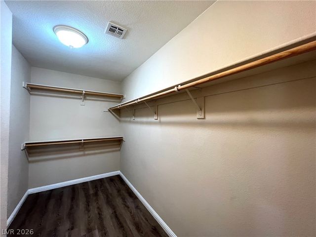 7043 Somera Way, Las Vegas, NV 89113