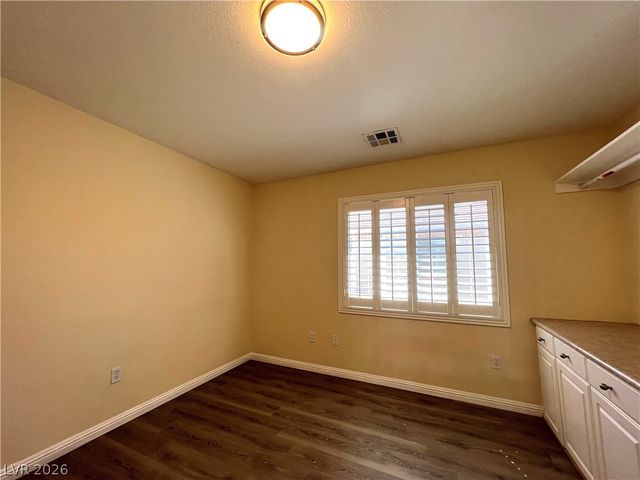 7043 Somera Way, Las Vegas, NV 89113