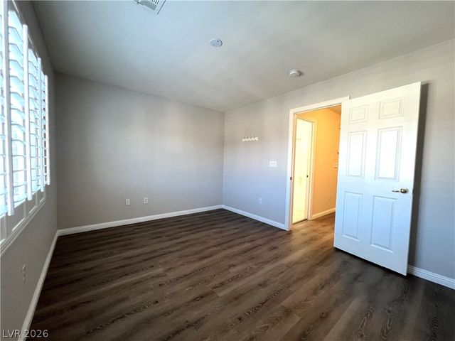 7043 Somera Way, Las Vegas, NV 89113