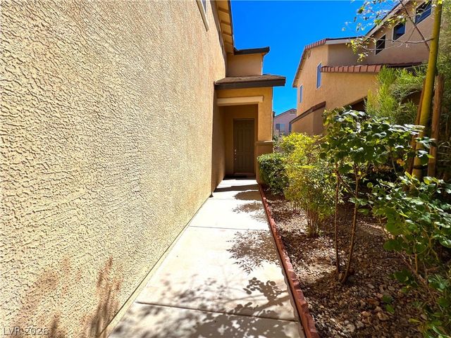 7043 Somera Way, Las Vegas, NV 89113