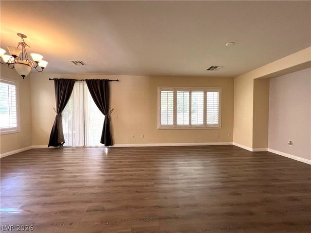 7043 Somera Way, Las Vegas, NV 89113