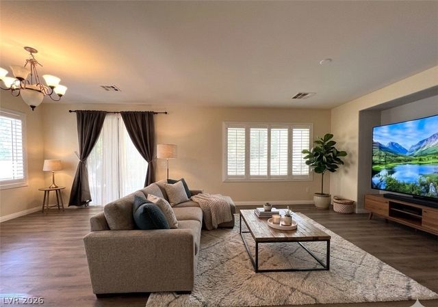 7043 Somera Way, Las Vegas, NV 89113