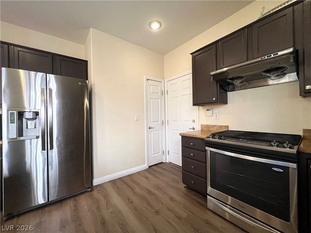 7043 Somera Way, Las Vegas, NV 89113