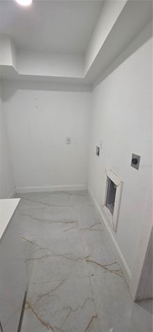 8273 WILSON TERRACE, Orlando, FL 32819