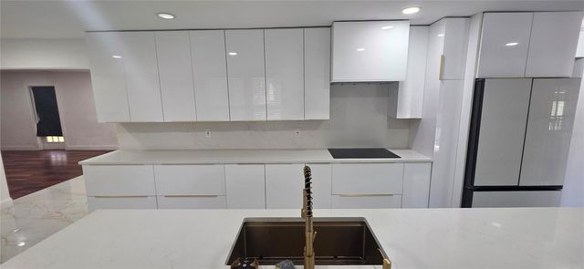 8273 WILSON TERRACE, Orlando, FL 32819