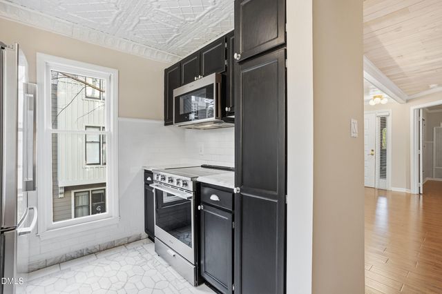 730 Washington Street 205, Raleigh, NC 27605