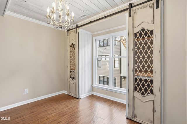 730 Washington Street 205, Raleigh, NC 27605