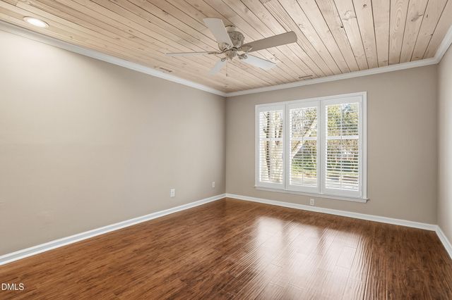 730 Washington Street 205, Raleigh, NC 27605