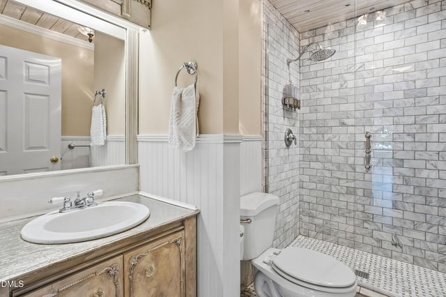 730 Washington Street 205, Raleigh, NC 27605