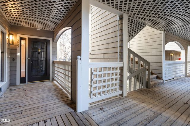 730 Washington Street 205, Raleigh, NC 27605