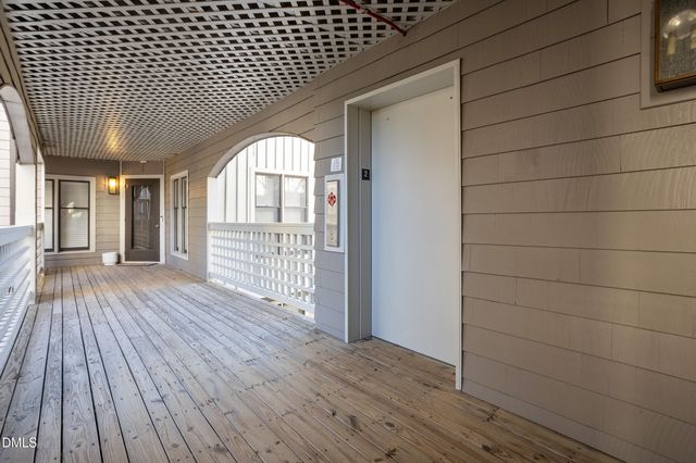 730 Washington Street 205, Raleigh, NC 27605