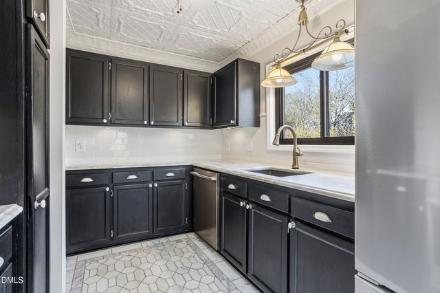 730 Washington Street 205, Raleigh, NC 27605