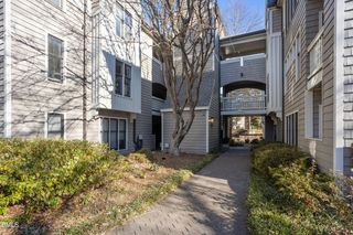 730 Washington Street 205, Raleigh, NC 27605