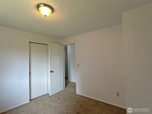 5519 65th Avenue SE, Olympia, WA 98513