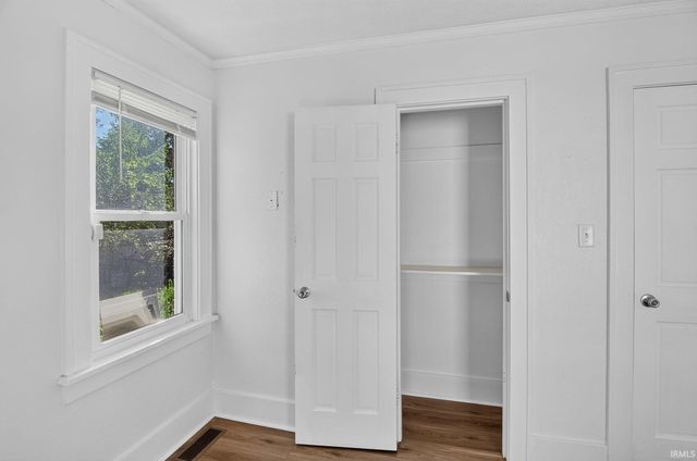 3006 Hartzer Street, South Bend, IN 46628