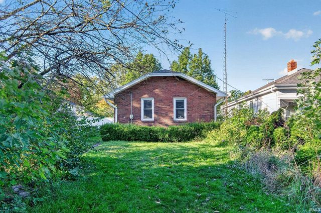 3006 Hartzer Street, South Bend, IN 46628