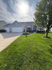 8229 astoria hill Lane, Fort Wayne, IN 46835