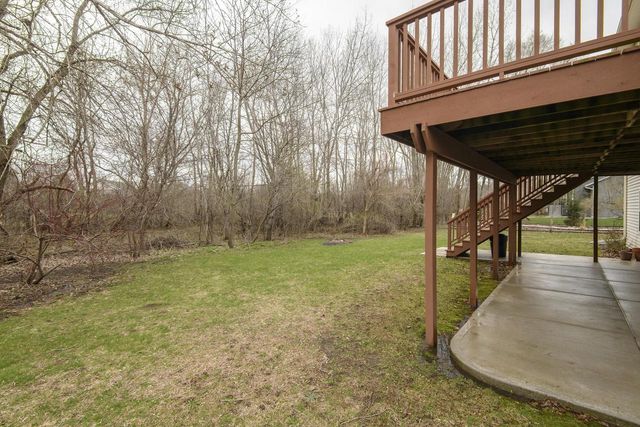 412 Red Pine CIRCLE, Dousman, WI 53118
