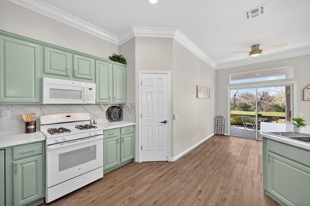 109 Wild Oat Ct, Roseville, CA 95747