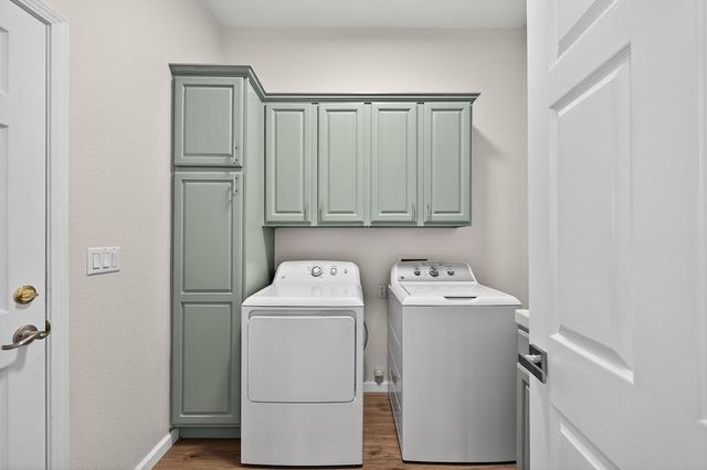 109 Wild Oat Ct, Roseville, CA 95747