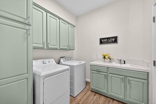 109 Wild Oat Ct, Roseville, CA 95747