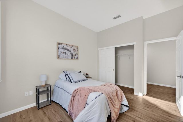 109 Wild Oat Ct, Roseville, CA 95747