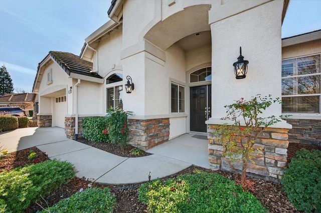 109 Wild Oat Ct, Roseville, CA 95747