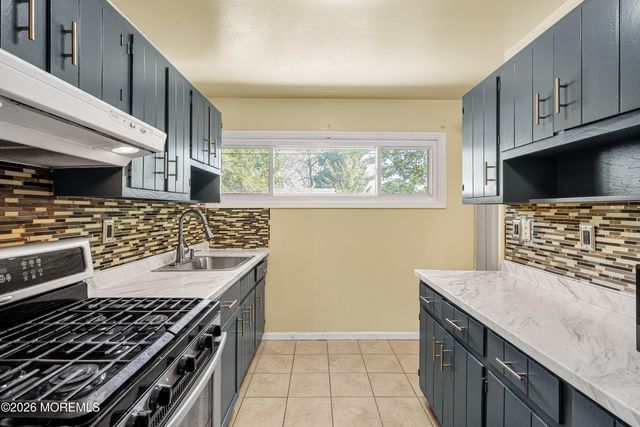 34 Princeton Road, Parlin, NJ 08859
