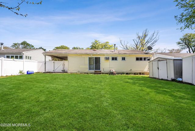 34 Princeton Road, Parlin, NJ 08859